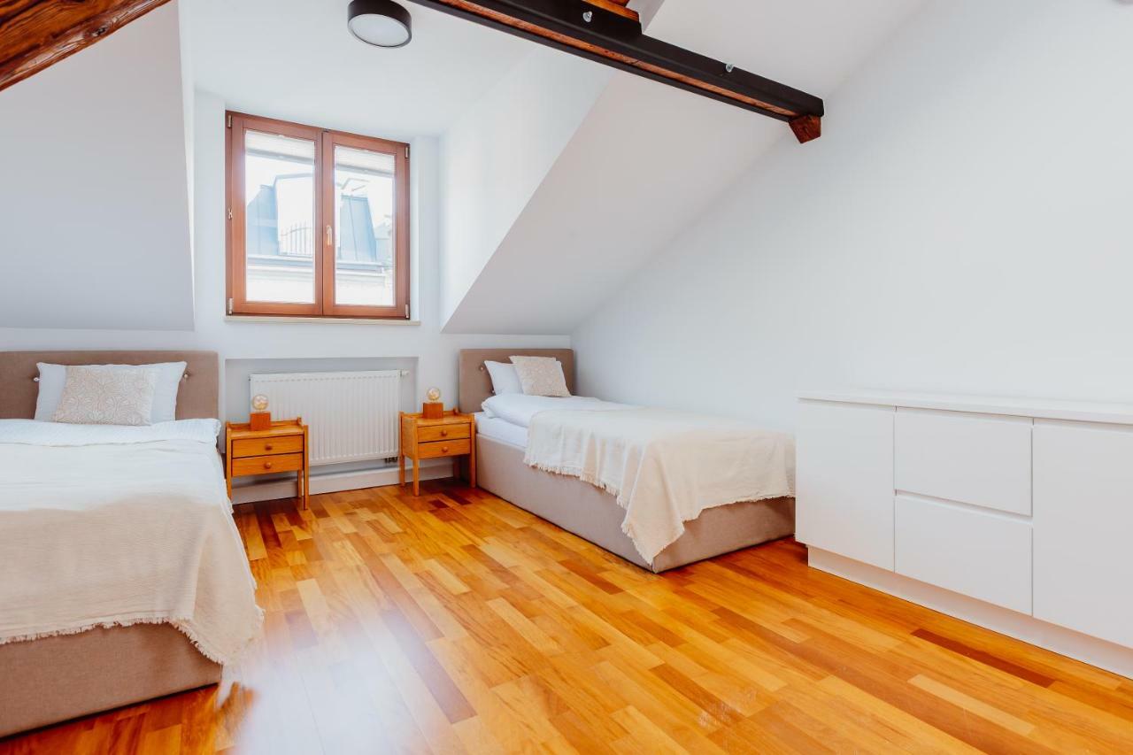 Atticus Apartments クラクフ エクステリア 写真